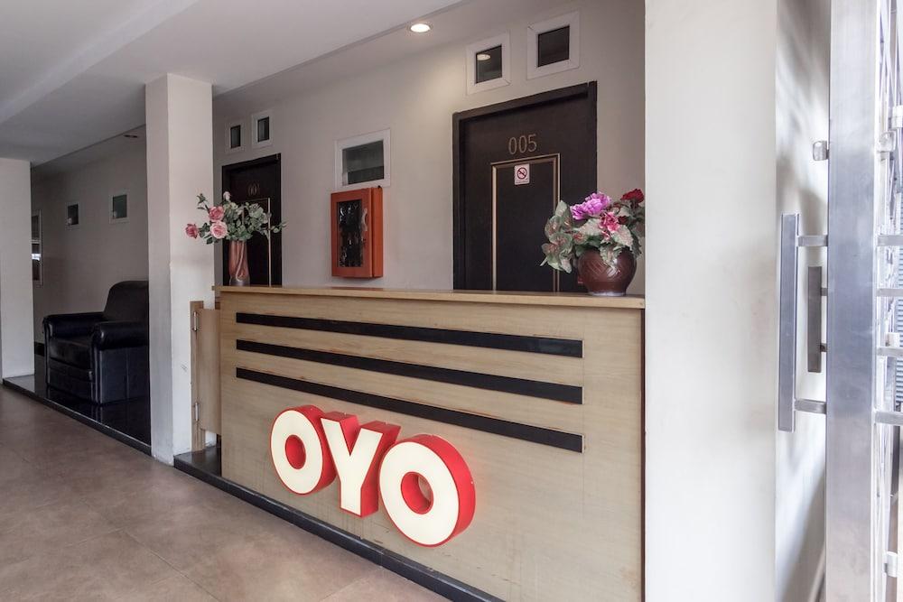 ホテル Oyo 294 アンドレア レジデンス シャリアー メダン エクステリア 写真