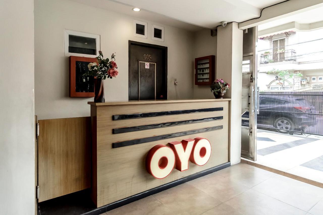 ホテル Oyo 294 アンドレア レジデンス シャリアー メダン エクステリア 写真