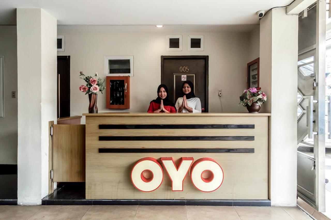 ホテル Oyo 294 アンドレア レジデンス シャリアー メダン エクステリア 写真